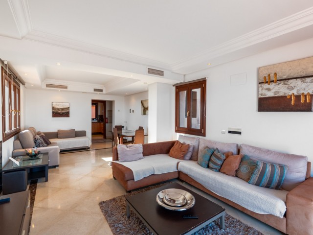 Penthouse in Estepona