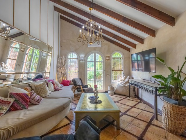 5 Bedrooms Villa in Nueva Andalucía
