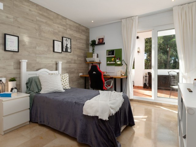 2 Bedrooms Apartment in Torrequebrada