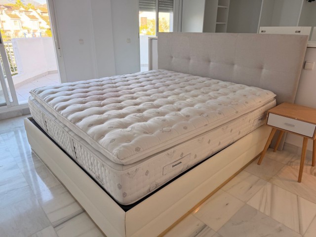 2 Bedrooms Townhouse in Marbella