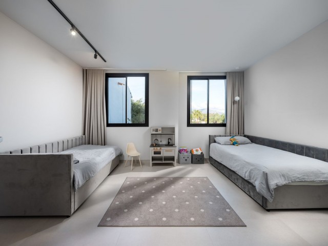 3 Slaapkamer Rijtjeshuis in Costalita