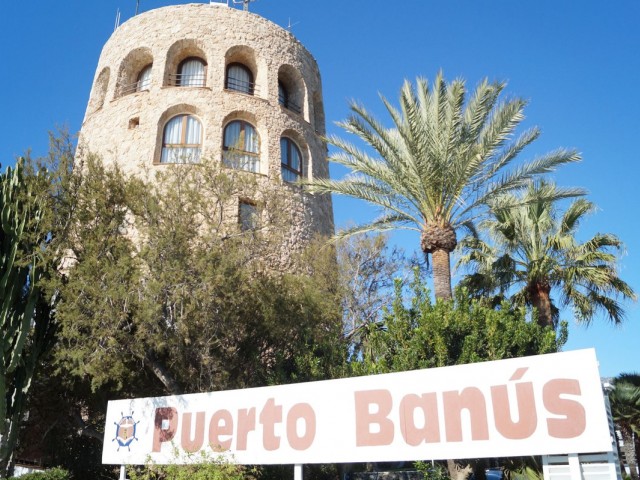 2 Bedrooms Apartment in Puerto Banús