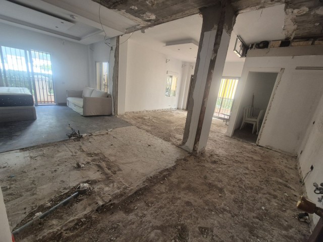 2 Bedrooms Apartment in Puerto Banús