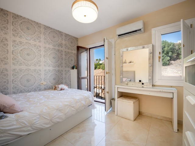 4 Bedrooms Townhouse in Estepona