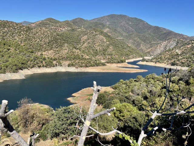 3 Makuuhuoneen Huvila Istán