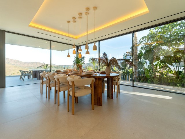 Villa avec 5 Chambres  à La Cala Golf
