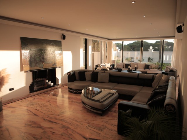 8 Schlafzimmer Villa in Artola