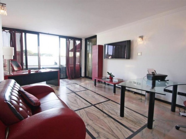 8 Schlafzimmer Villa in Artola