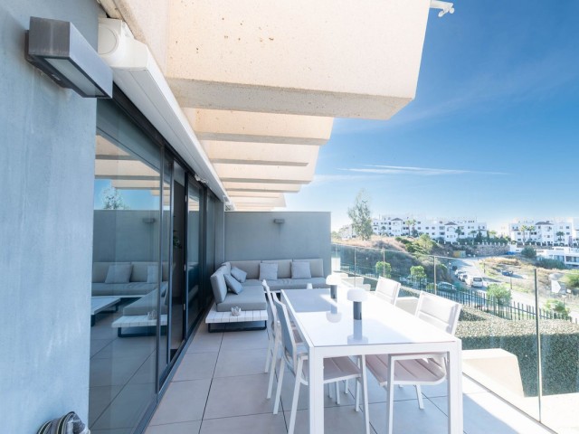 Apartment, New Golden Mile, R5264404