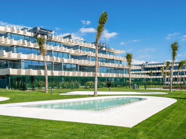 Apartment, New Golden Mile, R5264404
