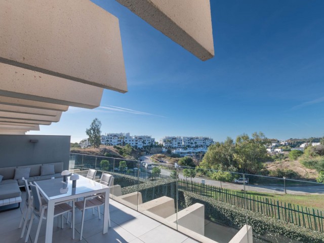 Apartment, New Golden Mile, R5264404