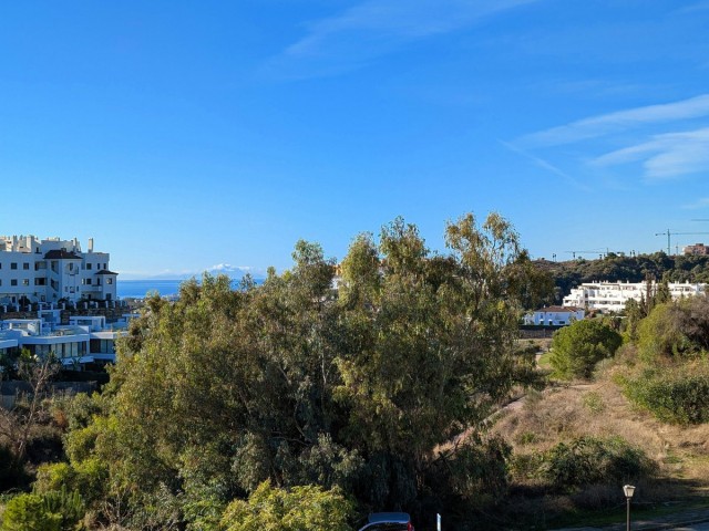 Apartment, New Golden Mile, R5264404