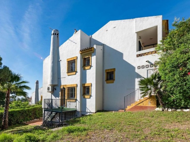 3 Bedrooms Villa in Calahonda