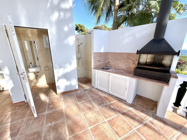 5 Bedrooms Villa in La Cala de Mijas