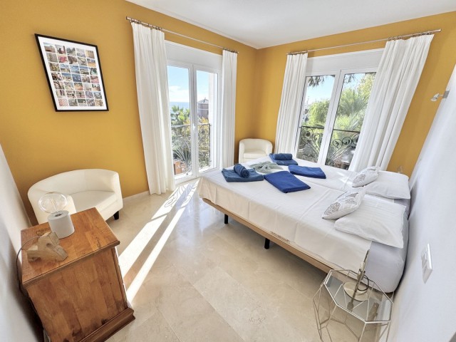 5 Bedrooms Villa in La Cala de Mijas