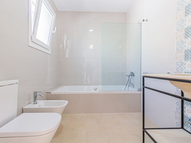 4 Bedrooms Villa in Sotogrande