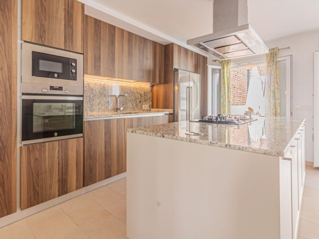 4 Bedrooms Villa in Sotogrande