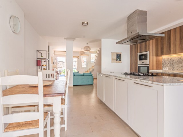 4 Bedrooms Villa in Sotogrande