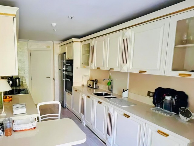 3 Bedrooms Apartment in Marbella