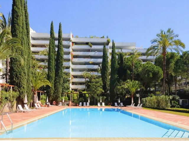 3 Bedrooms Apartment in Marbella