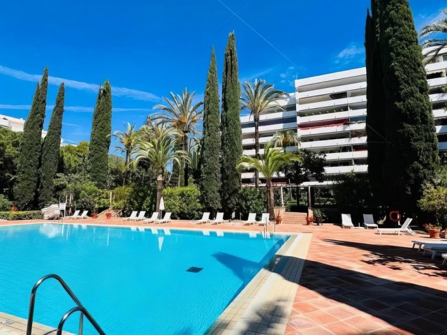 3 Bedrooms Apartment in Marbella