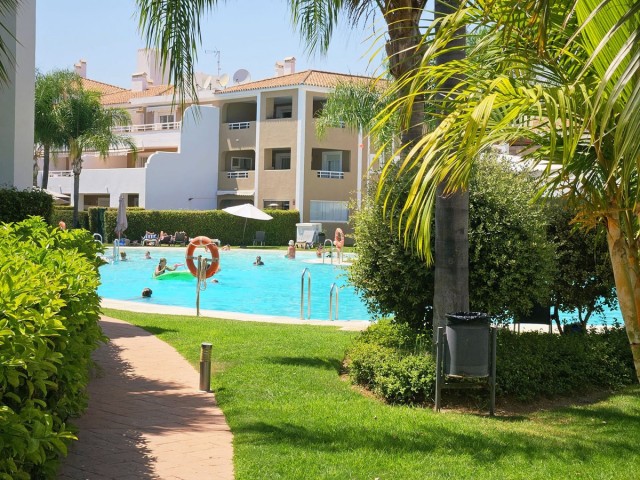 3 Bedrooms Apartment in Estepona