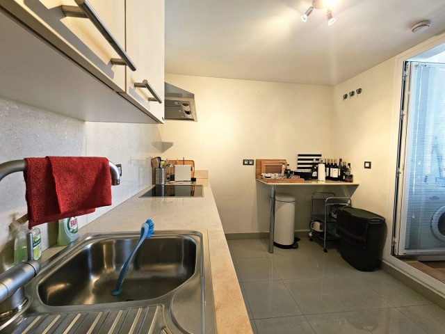 3 Bedrooms Apartment in Estepona