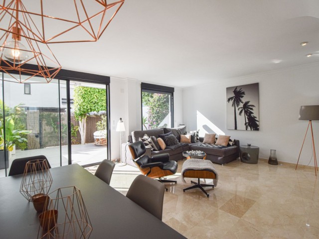 4 Bedrooms Townhouse in San Pedro de Alcántara