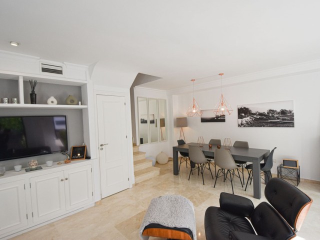 4 Bedrooms Townhouse in San Pedro de Alcántara