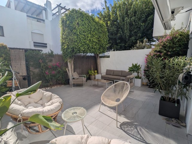 4 Bedrooms Townhouse in San Pedro de Alcántara