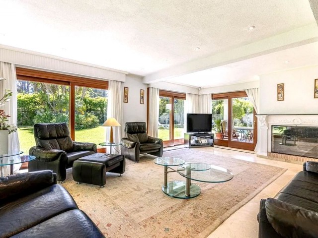 5 Bedrooms Villa in Costalita