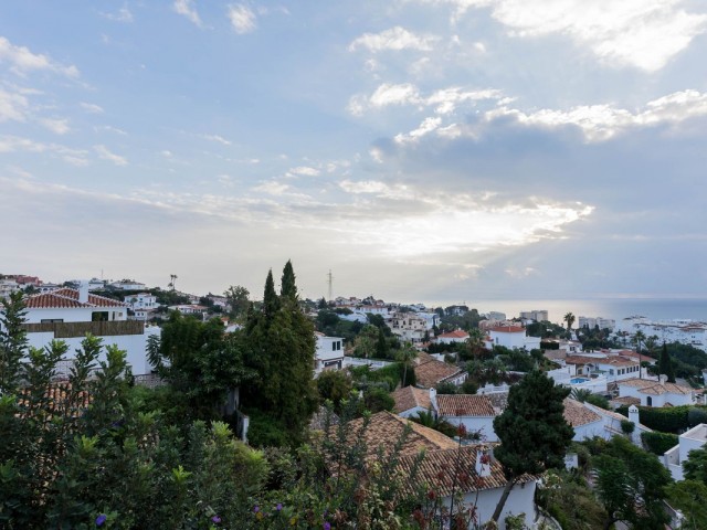 3 Bedrooms Townhouse in Fuengirola