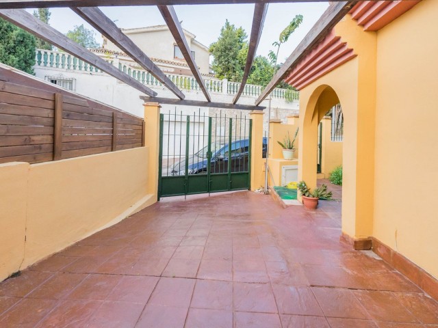 3 Makuuhuoneen Rivitalo Fuengirola