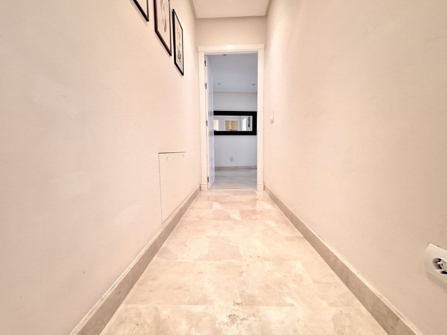 3 Bedrooms Apartment in Nueva Andalucía