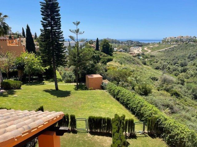 3 Bedrooms Townhouse in Benahavís