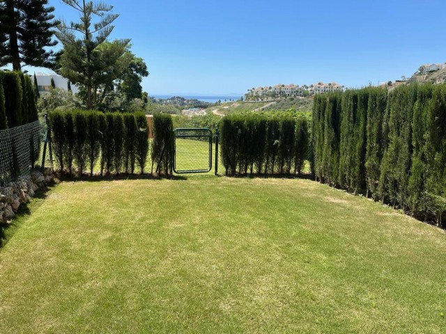 3 Bedrooms Townhouse in Benahavís