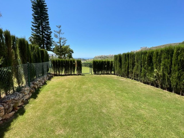 3 Bedrooms Townhouse in Benahavís