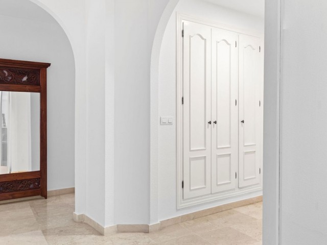 3 Bedrooms Apartment in Estepona