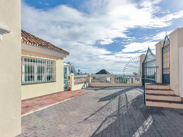 3 Bedrooms Villa in Calahonda