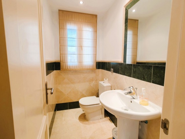 3 Bedrooms Apartment in San Roque Club