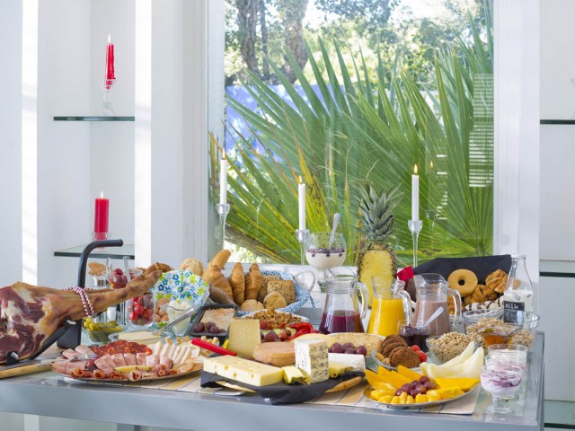 8 Sovrums Villa i Elviria