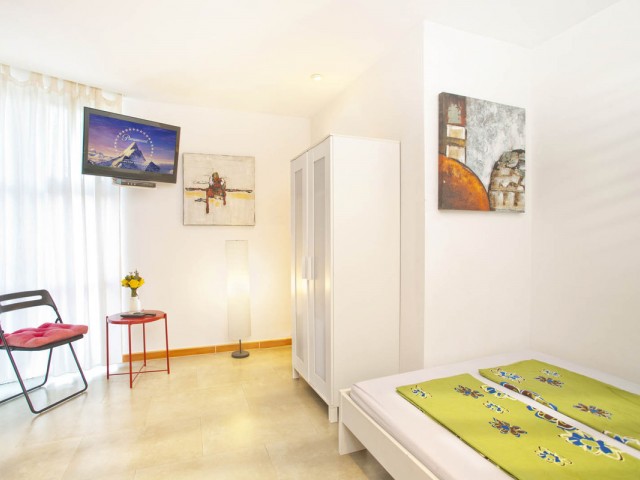 8 Makuuhuoneen Huvila Elviria