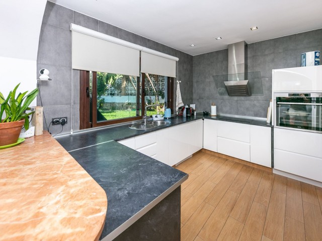 3 Bedrooms Villa in Benalmadena