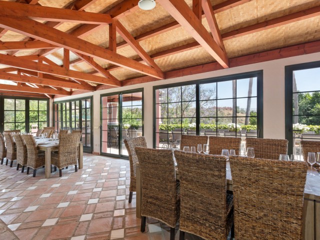 12 Bedrooms Villa in Benahavís