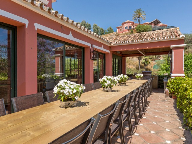 12 Bedrooms Villa in Benahavís