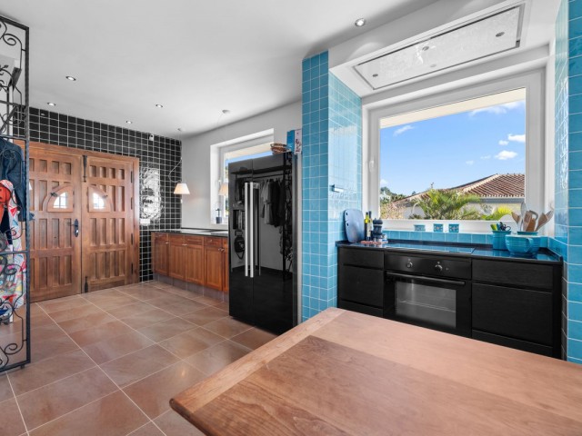 4 Bedrooms Villa in Benalmadena