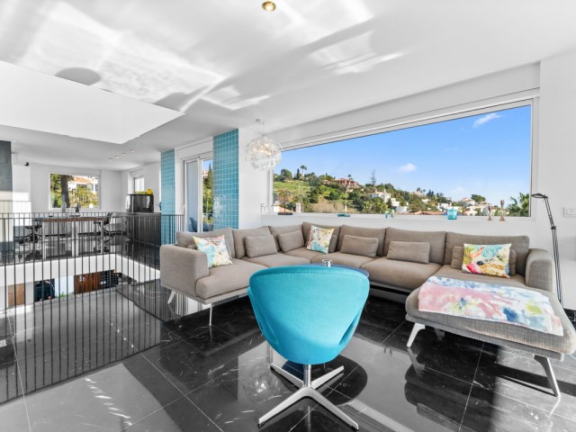 4 Bedrooms Villa in Benalmadena