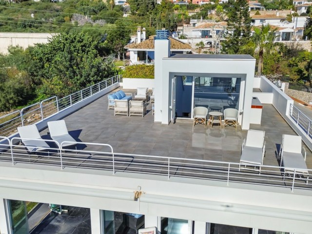 4 Bedrooms Villa in Benalmadena