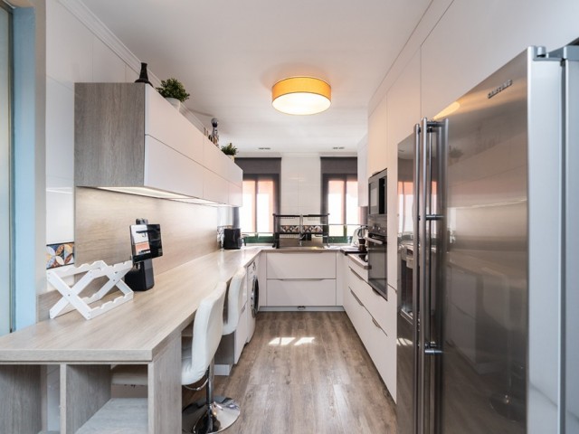 3 Bedrooms Apartment in Elviria