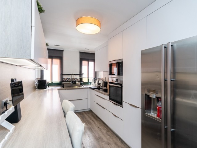 3 Bedrooms Apartment in Elviria
